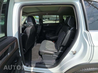 2025 Volkswagen Atlas 2.0T SEL Premium R-Line – miniatura 13