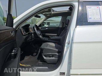 2025 Volkswagen Atlas 2.0T SEL Premium R-Line – miniatura 6