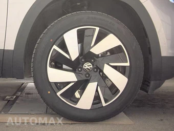 2025 Volkswagen Atlas Cross Sport 2.0T SE w/Technology - miniatura 10
