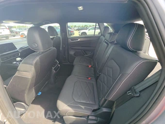2025 Volkswagen Atlas Cross Sport 2.0T SE w/Technology - miniatura 19