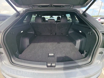 2025 Volkswagen Atlas Cross Sport 2.0T SE w/Technology - miniatura 23
