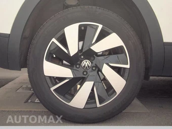 2025 Volkswagen Atlas Cross Sport 2.0T SE w/Technology - miniatura 11