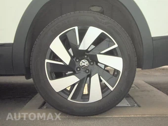 2025 Volkswagen Atlas Cross Sport 2.0T SE w/Technology - miniatura 12