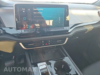 2025 Volkswagen Atlas Cross Sport 2.0T SE w/Technology - miniatura 11