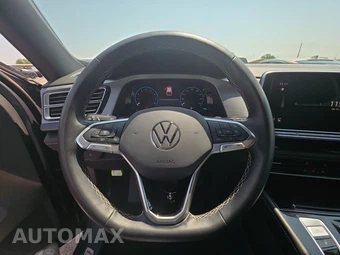 2025 Volkswagen Atlas Cross Sport 2.0T SE w/Technology - miniatura 16