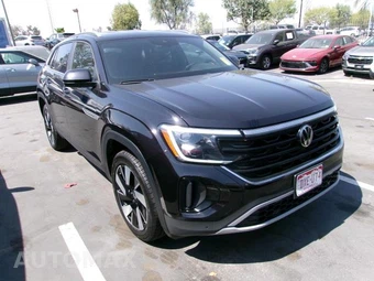 2025 Volkswagen Atlas Cross Sport 2.0T SE w/Technology - miniatura 17