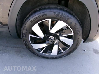 2025 Volkswagen Atlas Cross Sport 2.0T SE w/Technology - miniatura 19