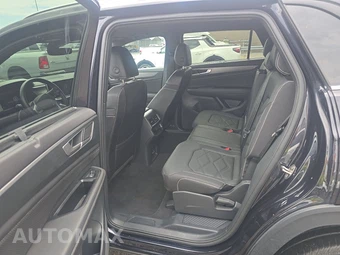 2025 Volkswagen Atlas Cross Sport 2.0T SE w/Technology - miniatura 13