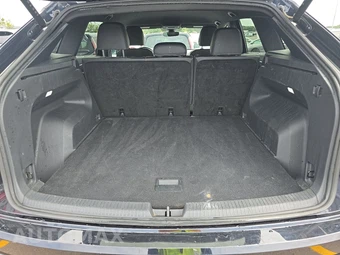 2025 Volkswagen Atlas Cross Sport 2.0T SE w/Technology - miniatura 16