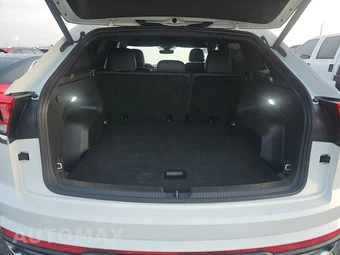 2025 Volkswagen Atlas Cross Sport 2.0T SE w/Technology - miniatura 16