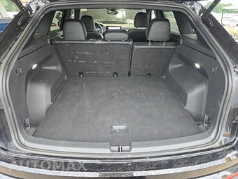 2025 Volkswagen Atlas Cross Sport 2.0T SE w/Technology - miniatura 16