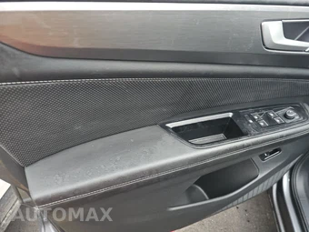 2025 Volkswagen Atlas Cross Sport 2.0T SE w/Technology - miniatura 9