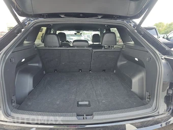 2025 Volkswagen Atlas Cross Sport 2.0T SE w/Technology - miniatura 23