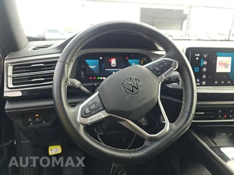 2025 Volkswagen Atlas Cross Sport 2.0T SE w/Technology - miniatura 10
