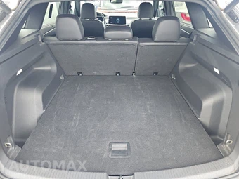 2025 Volkswagen Atlas Cross Sport 2.0T SE w/Technology - miniatura 16