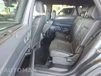 2025 Volkswagen Atlas Cross Sport 2.0T SE w/Technology - miniatura 13