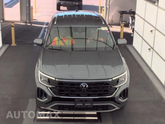 2025 Volkswagen Atlas Cross Sport 2.0T SE w/Technology - miniatura 2