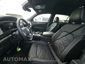 2025 Volkswagen Atlas Cross Sport 2.0T SE w/Technology - miniatura 13