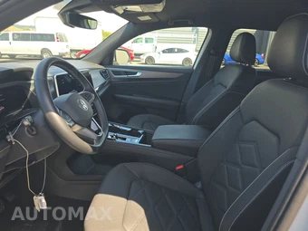 2025 Volkswagen Atlas Cross Sport 2.0T SE w/Technology - miniatura 7