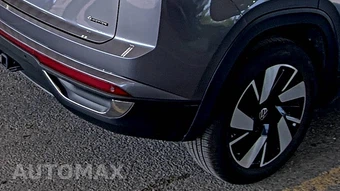 2025 Volkswagen Atlas Cross Sport 2.0T SE w/Technology - miniatura 9