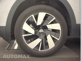 2025 Volkswagen Atlas Cross Sport 2.0T SE w/Technology - miniatura 9