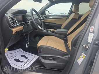 2025 Volkswagen Atlas Cross Sport 2.0T SE w/Technology - miniatura 7