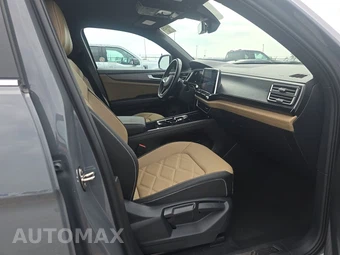 2025 Volkswagen Atlas Cross Sport 2.0T SE w/Technology - miniatura 8