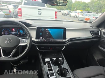 2025 Volkswagen Atlas Cross Sport 2.0T SE w/Technology - miniatura 17