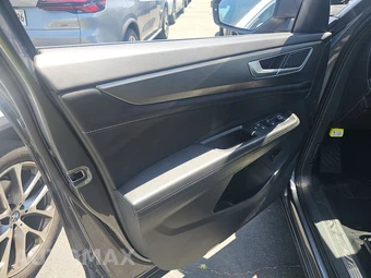 2025 Volkswagen Atlas Cross Sport 2.0T SE w/Technology - miniatura 9