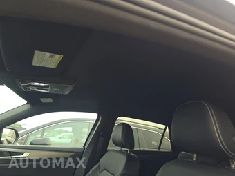 2025 Volkswagen Atlas Cross Sport 2.0T SE w/Technology - miniatura 17