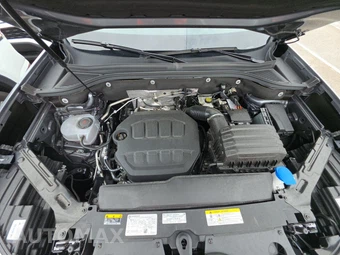 2025 Volkswagen Atlas Cross Sport 2.0T SE w/Technology - miniatura 15