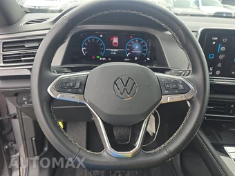 2025 Volkswagen Atlas Cross Sport 2.0T SE w/Technology - miniatura 10