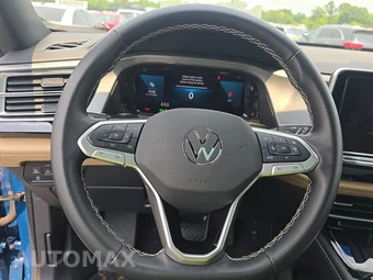 2025 Volkswagen Atlas Cross Sport 2.0T SE w/Technology - miniatura 10