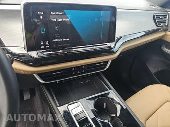 2025 Volkswagen Atlas Cross Sport 2.0T SE w/Technology - miniatura 11