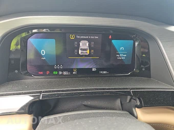 2025 Volkswagen Atlas Cross Sport 2.0T SE w/Technology - miniatura 12