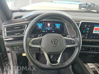 2025 Volkswagen Atlas Cross Sport 2.0T SE w/Technology - miniatura 10