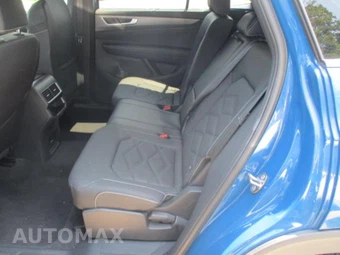 2025 Volkswagen Atlas Cross Sport 2.0T SE w/Technology - miniatura 11