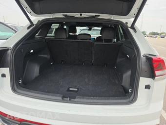 2025 Volkswagen Atlas Cross Sport 2.0T SE w/Technology - miniatura 16
