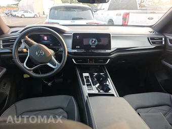 2025 Volkswagen Atlas Cross Sport 2.0T SE w/Technology - miniatura 11