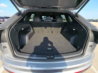 2025 Volkswagen Atlas Cross Sport 2.0T SE w/Technology - miniatura 16