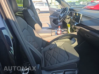 2025 Volkswagen Atlas Cross Sport 2.0T SE w/Technology - miniatura 8