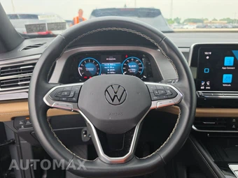 2025 Volkswagen Atlas Cross Sport 2.0T SE w/Technology - miniatura 10