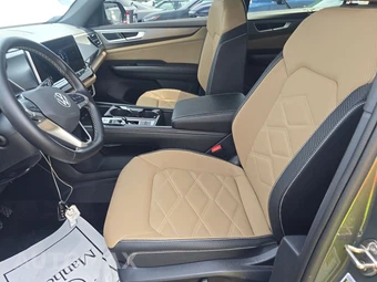 2025 Volkswagen Atlas Cross Sport 2.0T SE w/Technology - miniatura 7