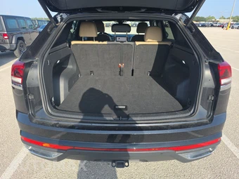 2025 Volkswagen Atlas Cross Sport 2.0T SE w/Technology - miniatura 16