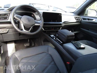 2025 Volkswagen Atlas Cross Sport 2.0T SE w/Technology - miniatura 2