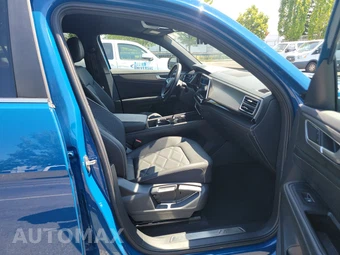 2025 Volkswagen Atlas Cross Sport 2.0T SE w/Technology - miniatura 14