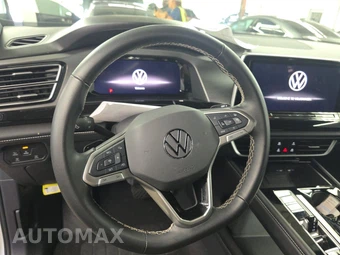 2025 Volkswagen Atlas Cross Sport 2.0T SE w/Technology - miniatura 10