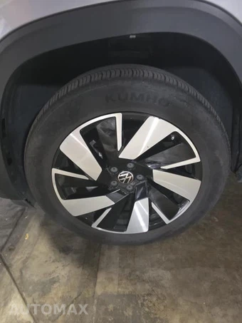 2025 Volkswagen Atlas Cross Sport 2.0T SE w/Technology - miniatura 10