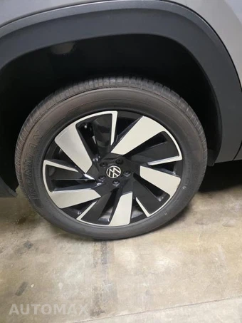 2025 Volkswagen Atlas Cross Sport 2.0T SE w/Technology - miniatura 15