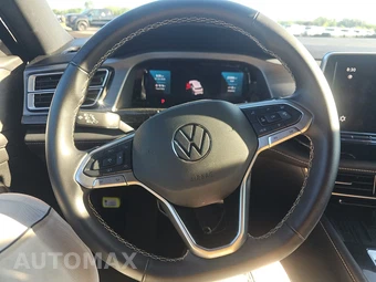 2025 Volkswagen Atlas Cross Sport 2.0T SE w/Technology - miniatura 10